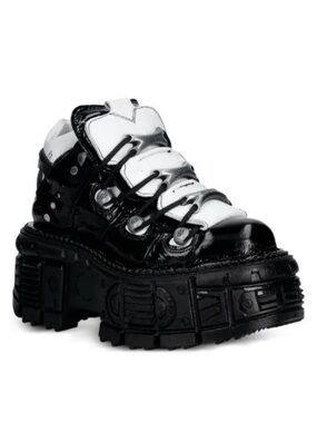 NEW ROCK EDGY BLACK AND WHITE PUNK ROCK ANKLE BOOTS.